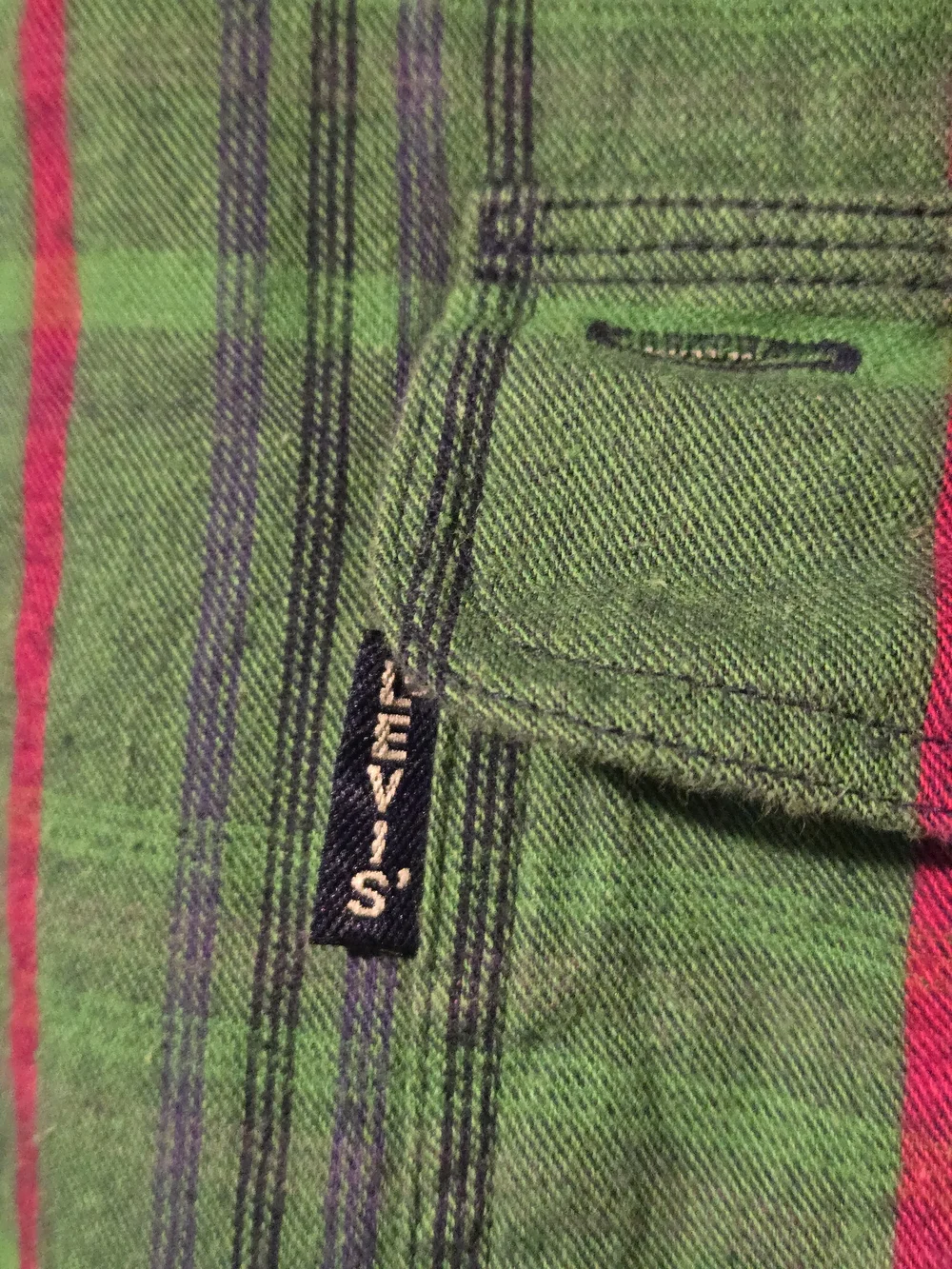 Vintage 90s Levi's Green Pink Plaid Flannel Button-Up Shirt Large